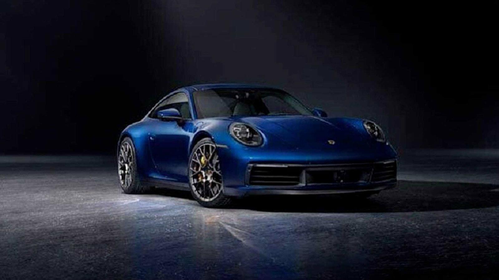 Διέρρευσαν εικόνες της νέας Porsche 911.