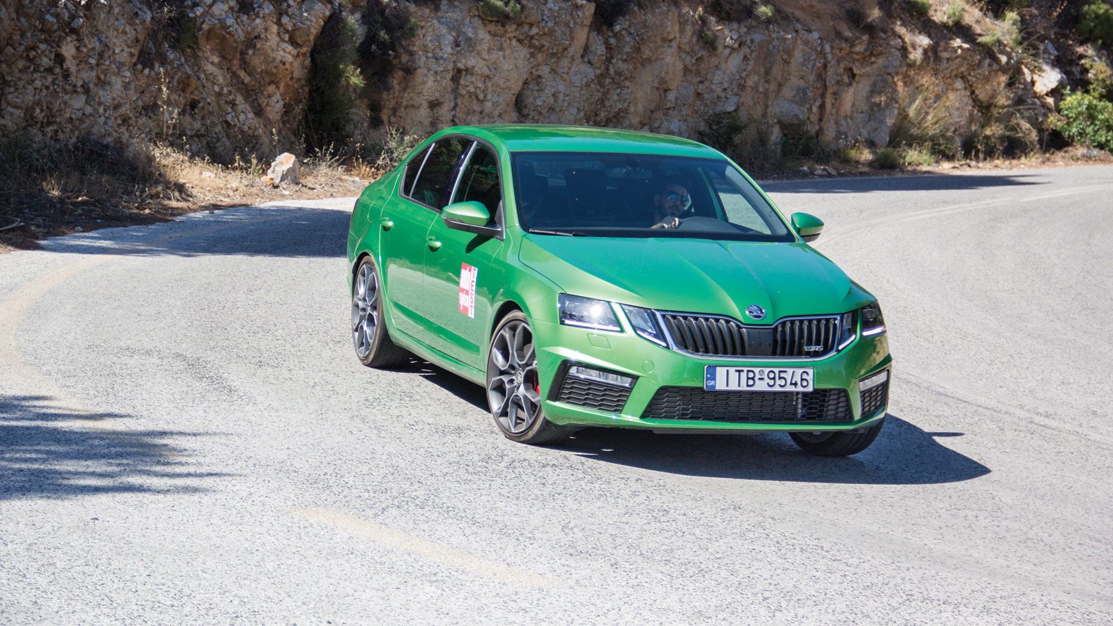 Δοκιμάζουμε την τετρακίνητη Skoda Octavia RS με τον ντίζελ κινητήρα ισχύος 184 ίππων που συνεργάζεται άψογα με το DSG αυτόματο κιβώτιο διπλού συμπλέκτ