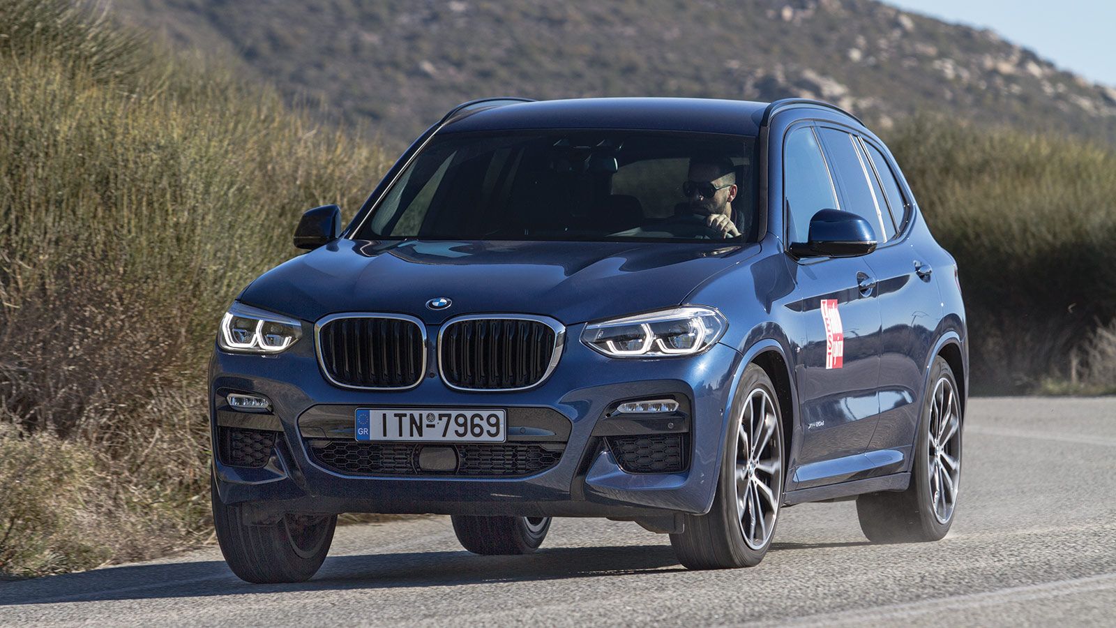 Δοκιμάζουμε τη νέα BMW X3 στην τετρακίνητη έκδοση με τον δίλιτρο turbo diesel κινητήρα ισχύος 190 ίππων.
