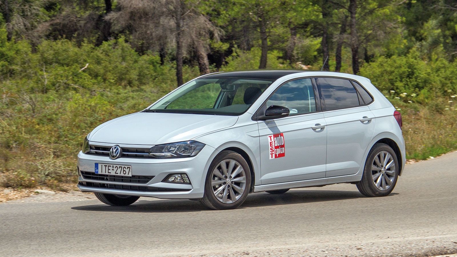 Το VW Polo αποτελεί ένα από τα πιο δημοφιλή μοντέλα της κατηγορίας του δίνοντας έμφαση στην ευρυχωρία, στην άνεση και στην ποιοτική του κατασκευή.
