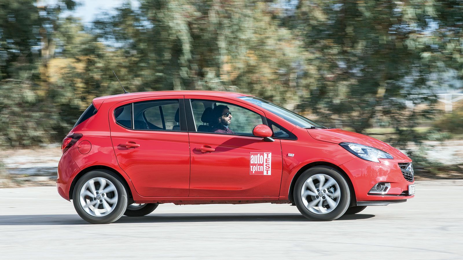 Στα οικονομικά κριτήρια που θέσαμε, το Opel Corsa είναι διαθέσιμο με τον 1,3 λτ. πετρελαιοκινητήρα με 90 ίππους και τιμή από 14.750 ευρώ για την έκδοσ