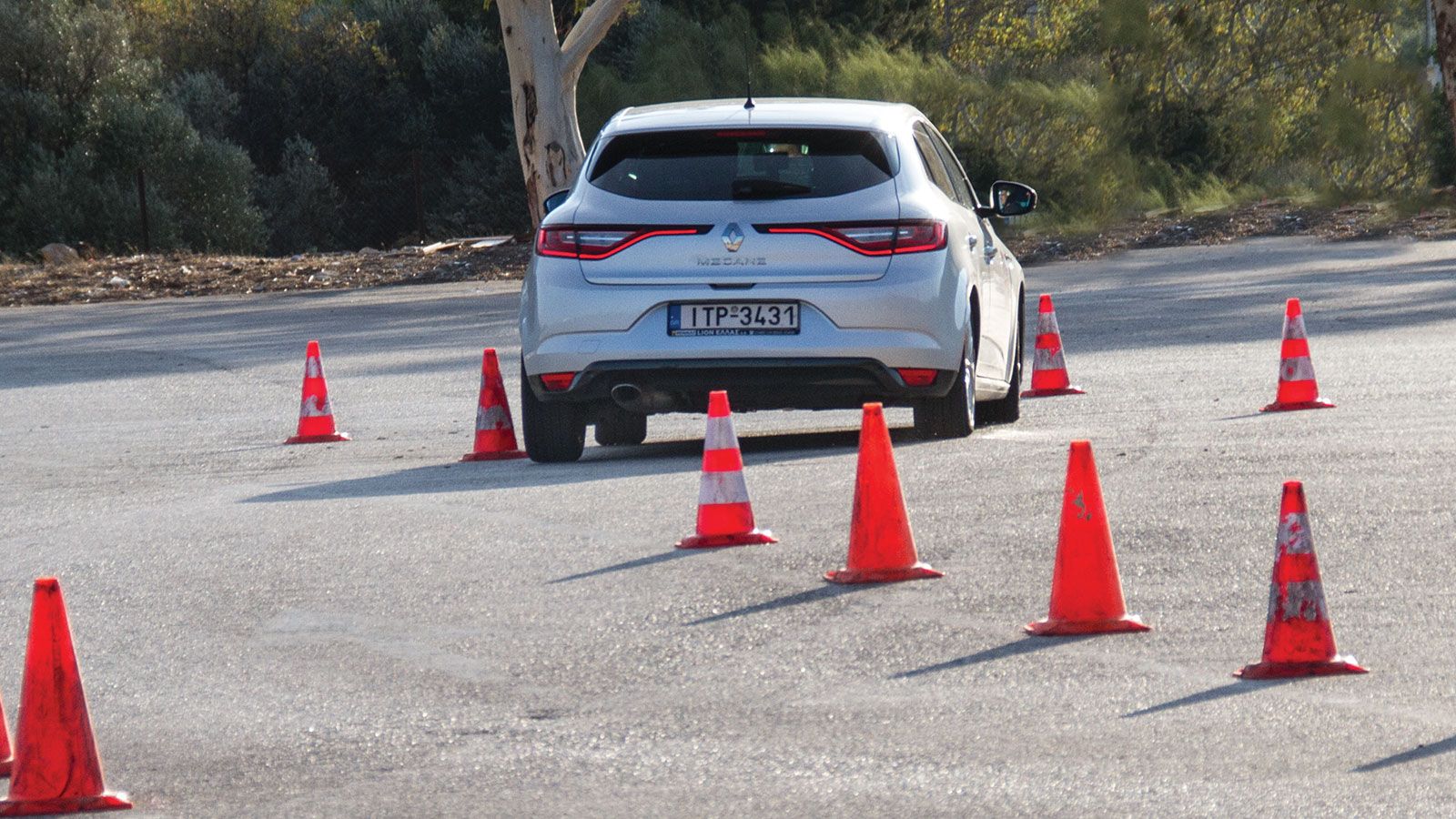 Updated: Πώς στρίβουν τα μικρομεσαία;
