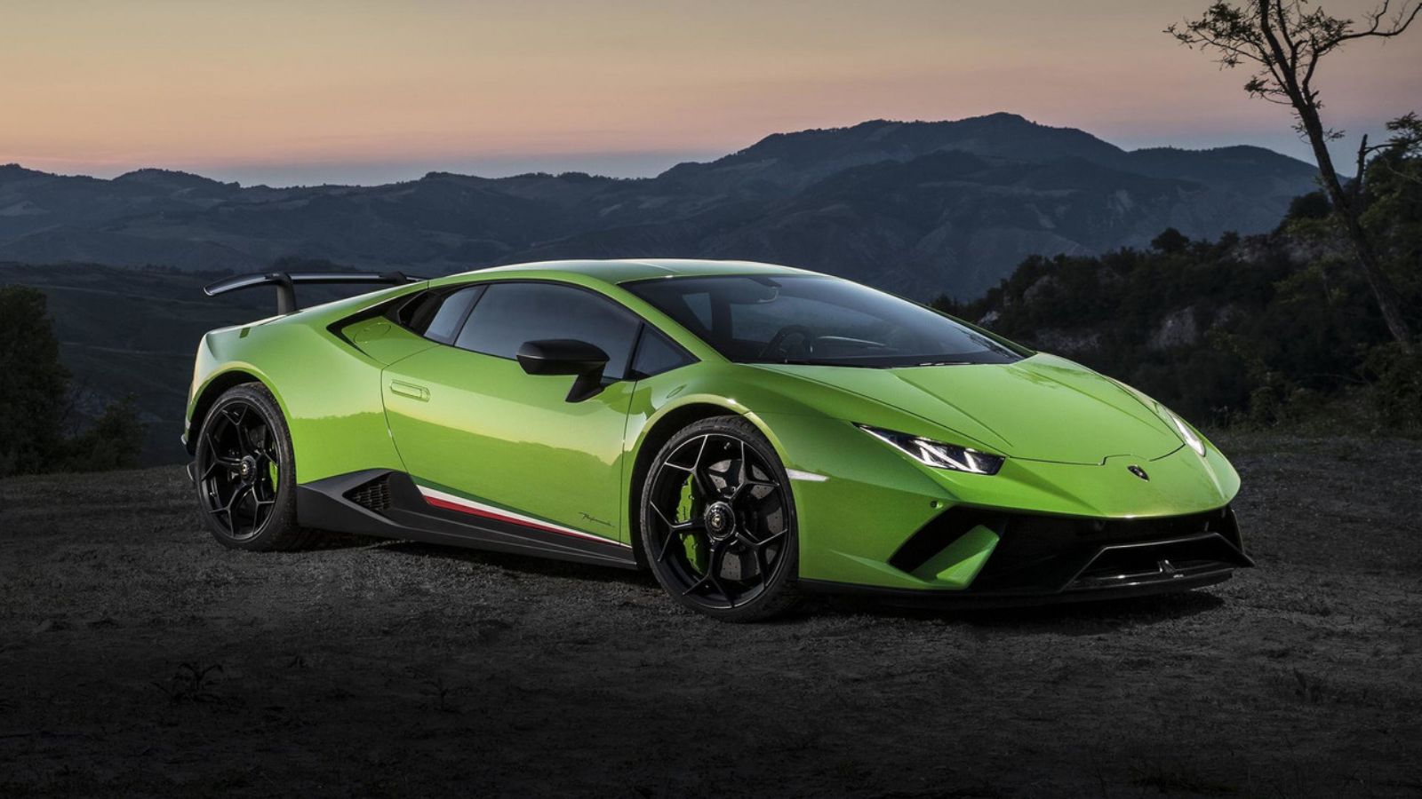 Βρετανός τουρίστας πήγε στο Dubai, νοίκιασε μια Lamborghini Huracan Και τότε ξεκίνησαν όλα.
