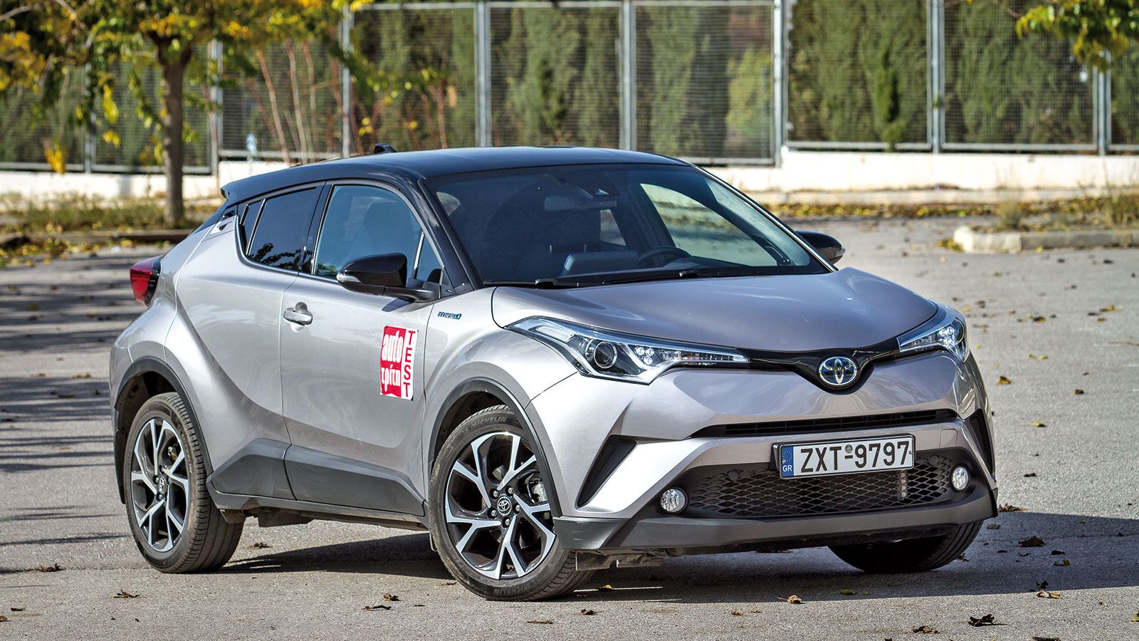 Παρότι στην πραγματικότητα η χωρητικότητα του πορτ μπαγκάζ είναι μεγαλύτερη από αυτή του κατασκευαστή, το Toyota C-HR δεν δίνει έμφαση στο χώρο αποσκε