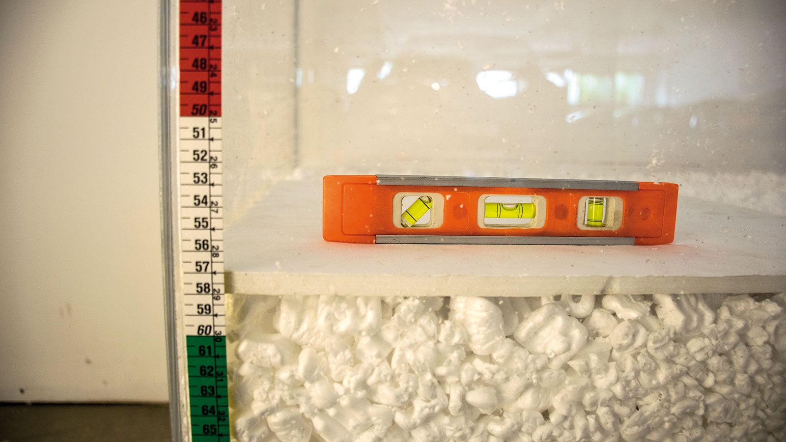 Ο χώρος αποσκευών του Volvo XC40 ικανοποιεί με το σχήμα του και διαθέτει επιπλέον χώρο κάτω από το δάπεδο. Η συνολική του χωρητικότητα μετρήθηκε στα 4