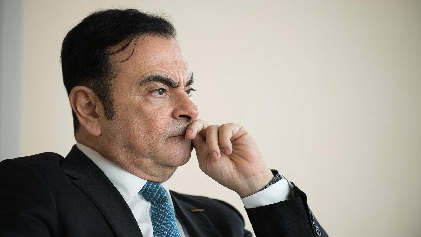 O Carlos Ghosn.