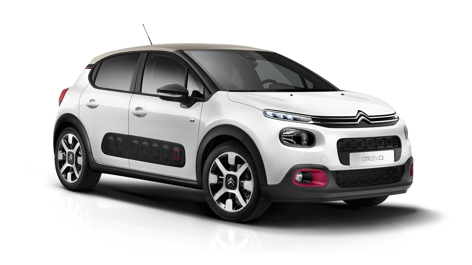 Η Citroen συνεργάζεται με το γνωστό περιοδικό μόδας ELLE, φτιάχνοντας από κοινού μια σπέσιαλ έκδοση του C3 για το Ην. Βασίλειο. Λόγος γίνεται για το ν