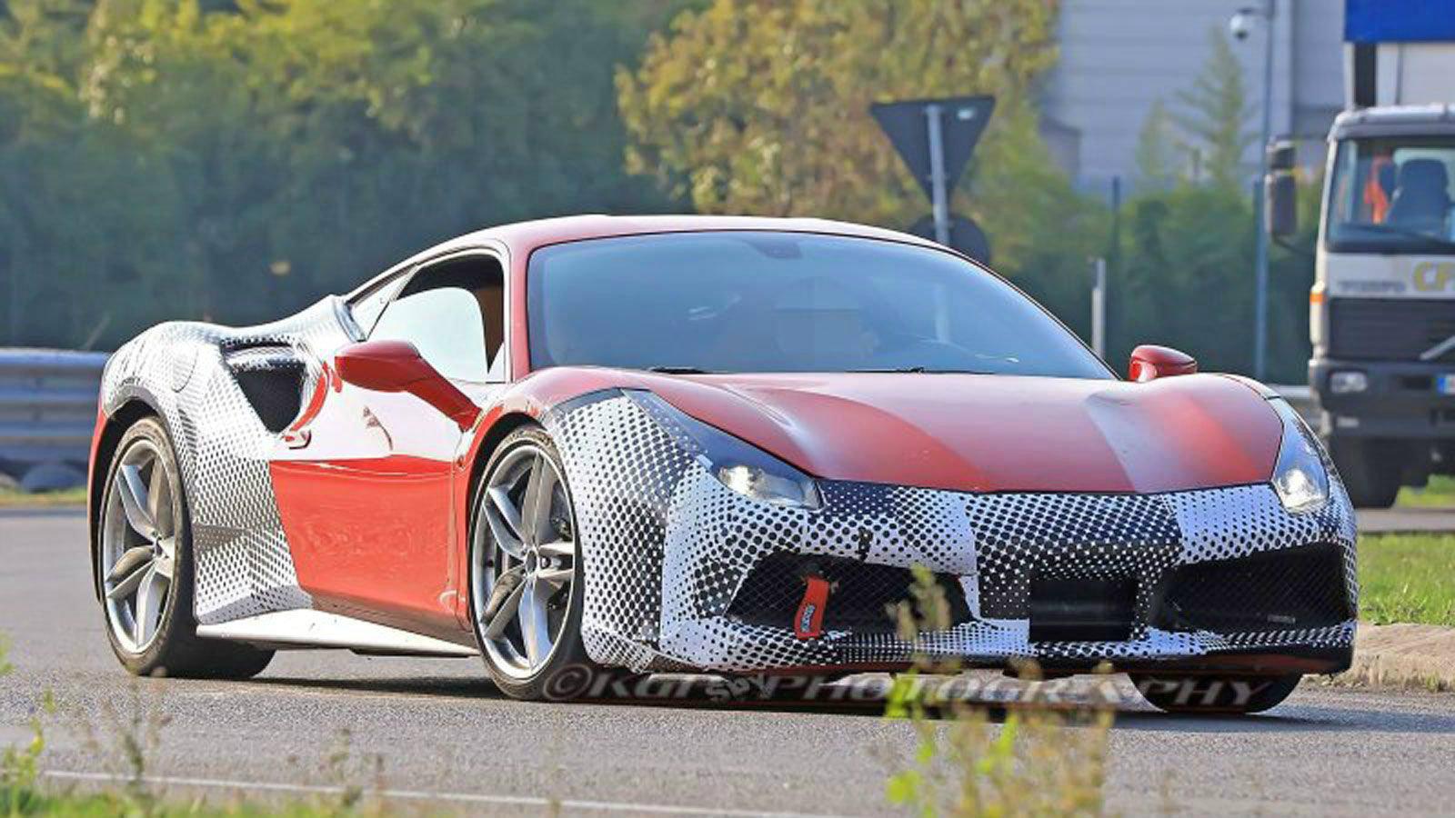 Σε σχέση με την 488 GTB, οι πιο εμφανείς αλλαγές αφορούν τον μπροστινό προφυλακτήρα.