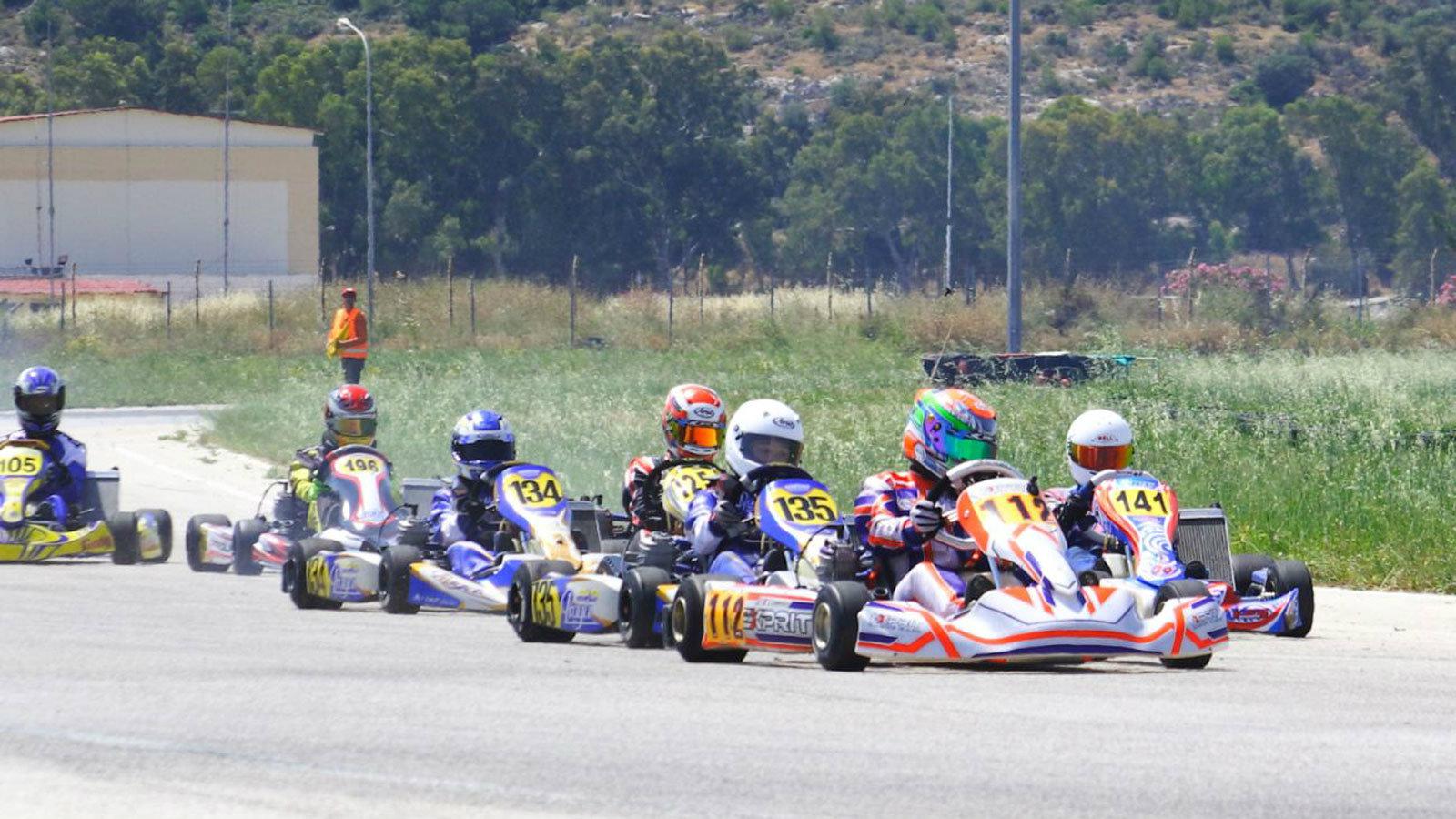 Στην X30 JUNIOR (12-14 ετών) διεκδίκησαν τη νίκη 8 αθλητές, με τον Κωνσταντίνο Κομνηνό (Speed Force, Exprit) να ανεβαίνει στο ψηλότερο σκαλί του βάθρο