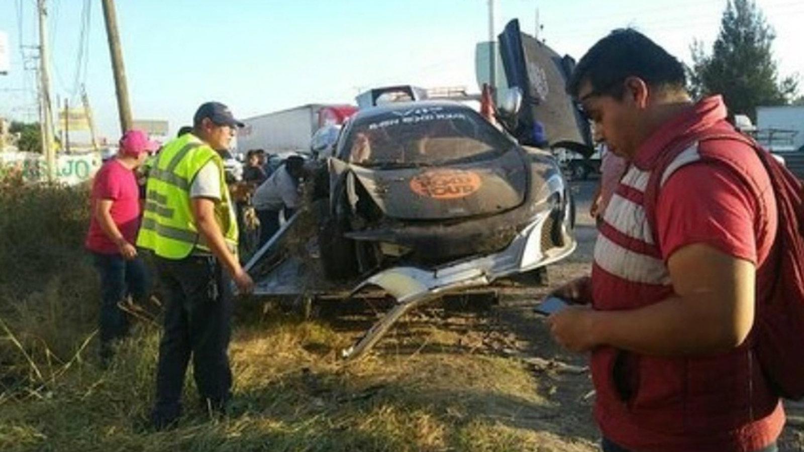 Η 650S Spider φέρεται να βγήκε εκτός πίστας με μεγάλη ταχύτητα.