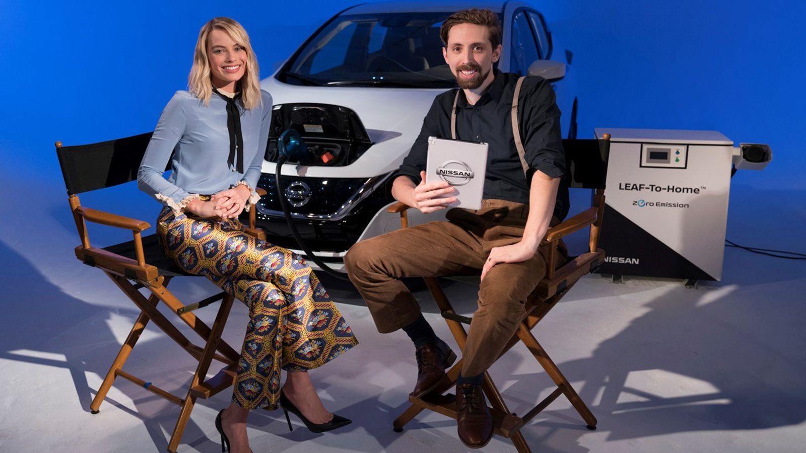 Σύμφωνα με την Margot Robbie. «Ο κόσμος κινείται ηλεκτρικά και η τεχνολογία γίνεται ολοένα πιο έξυπνη».