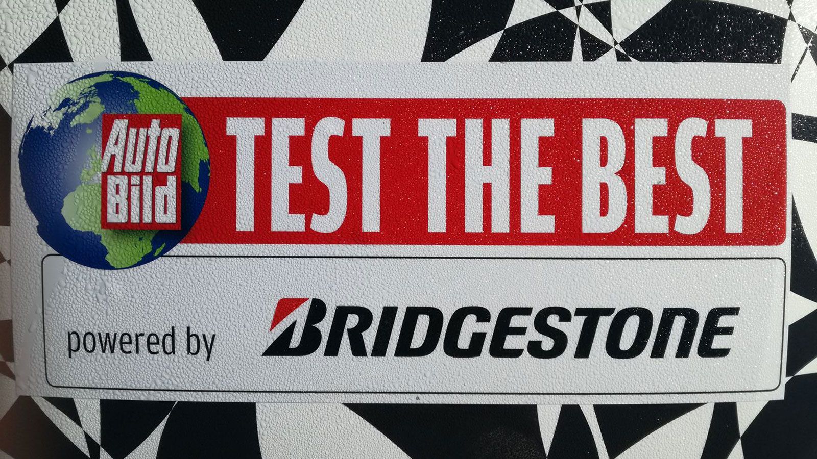 Δείτε live video από το «Test the Best 2018» στη σελίδα του AutoΤρίτη στο Facebook.
