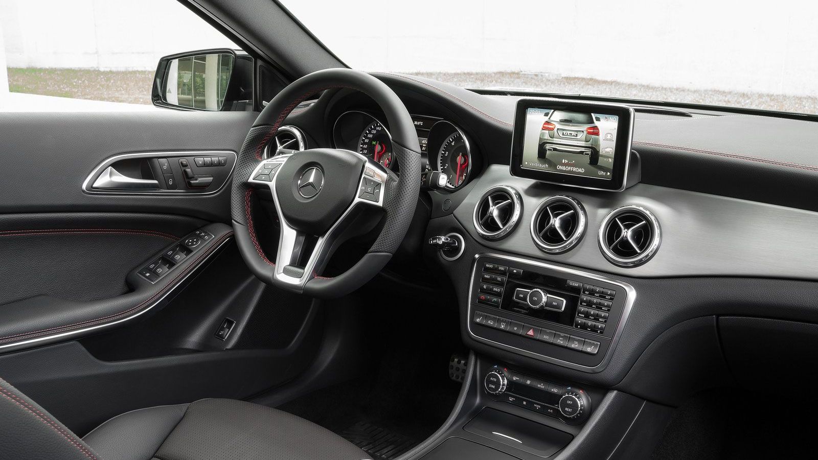 Η Mercedes προχωρά σε ανάκληση 3.529 αυτοκινήτων για τη δημιουργία επαρκούς γείωσης της κολόνας του τιμονιού.