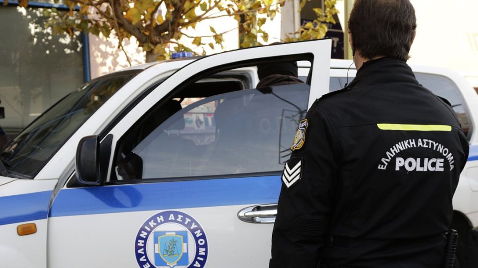 Οι έρευνες των αστυνομικών συνεχίζονται για να εξακριβωθεί η τυχόν συμμετοχή τους και σε άλλες παρόμοιες αξιόποινες πράξεις.