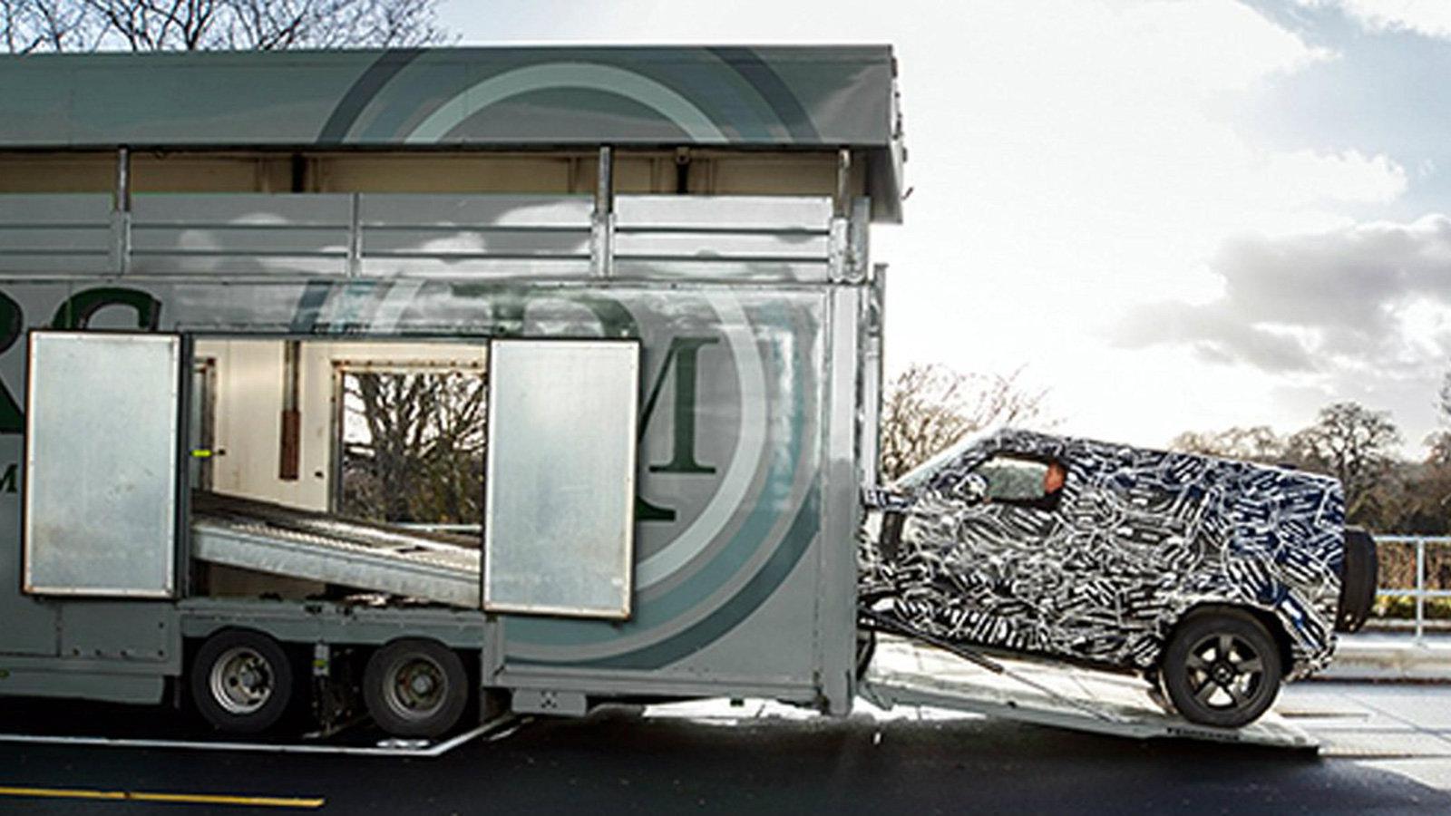 Μία teaser εικόνα του επερχόμενου Land Rover Defender έδωσε στο φως της δημοσιότητας η εταιρεία.