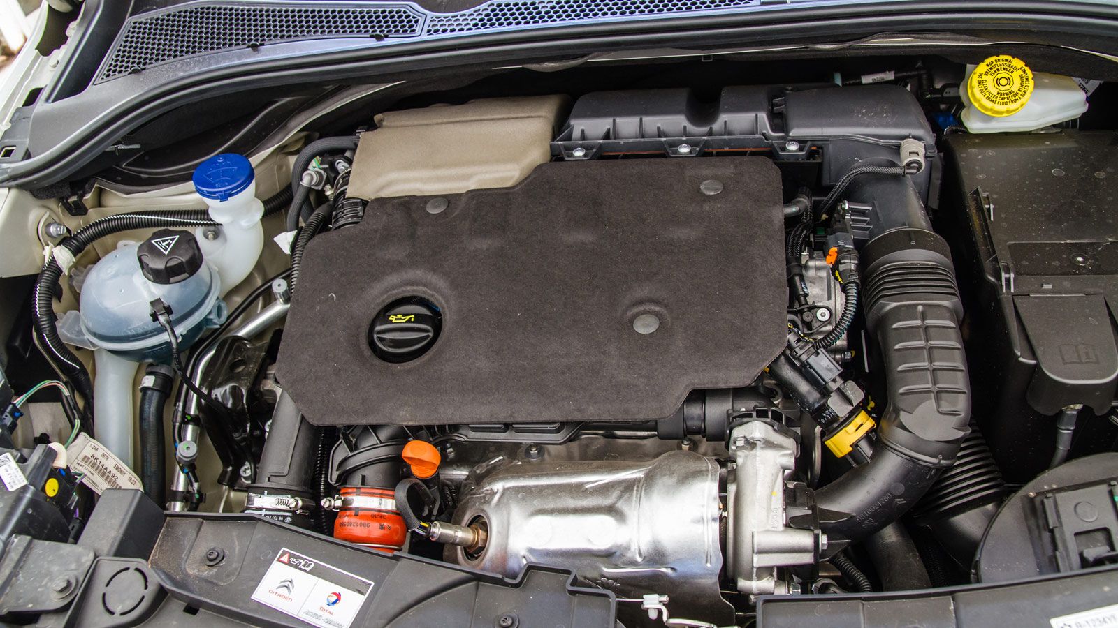 Το C3 στην diesel εκδοχή του αντικατέστησε τον 1,6 λτ. κινητήρα με τον ελαφρώς μικρότερο 1.500άρη, λόγω των γνωστών περιορισμών για τους ρύπους που επ