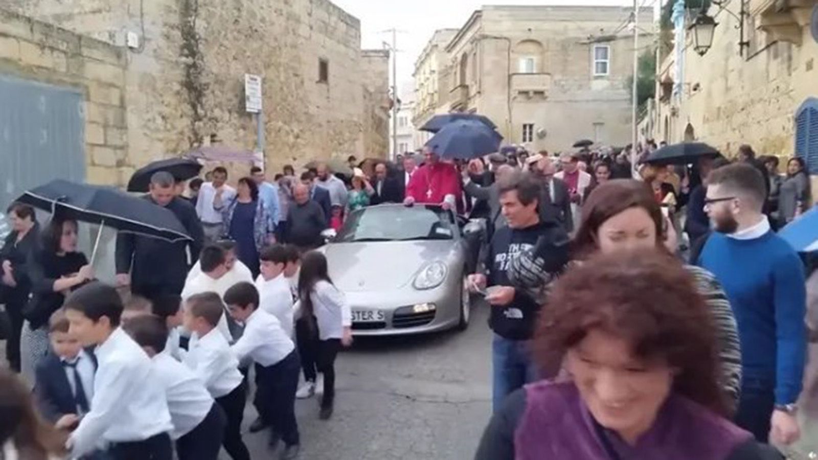 Αποκρουστική η εικόνα.