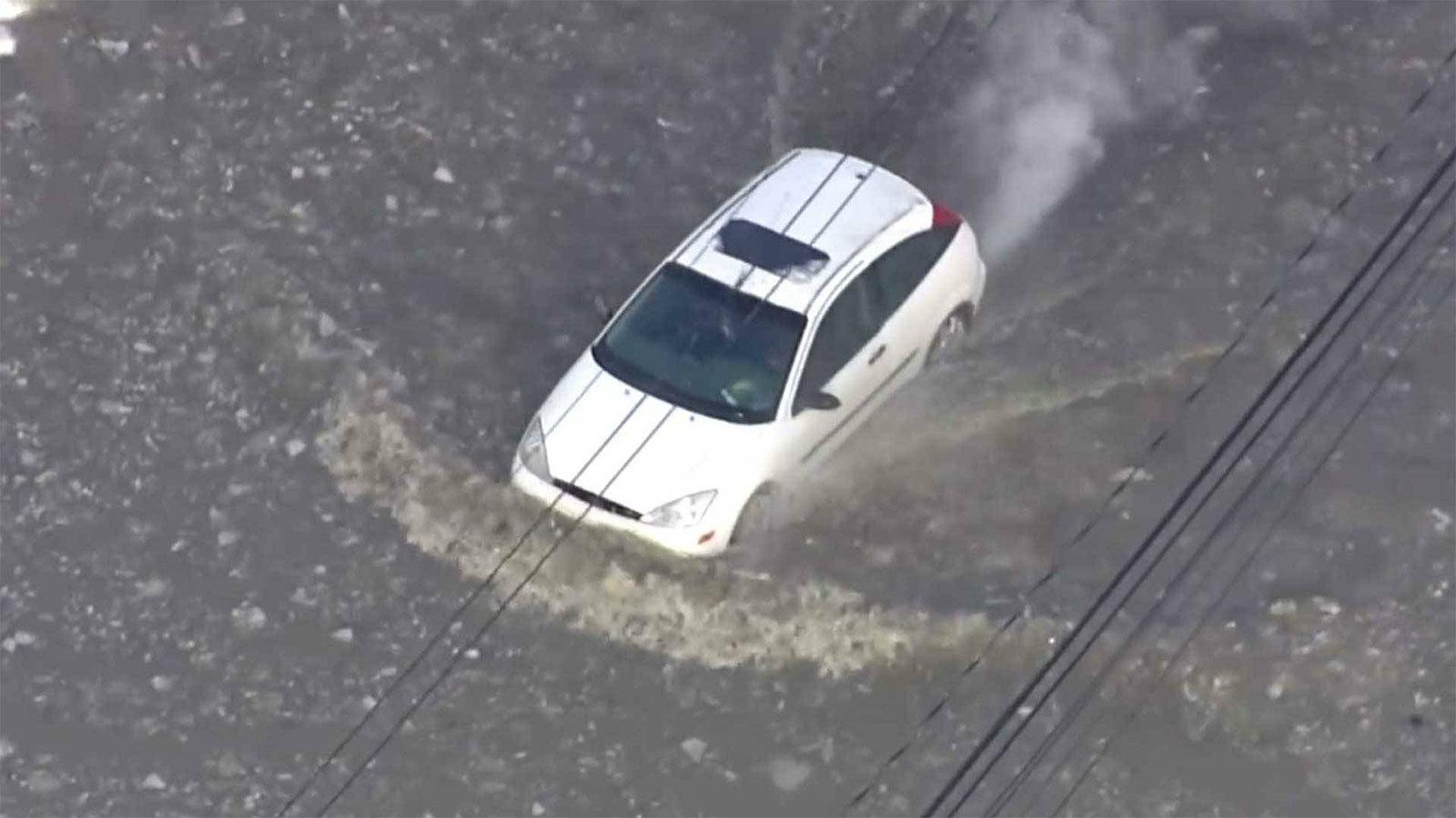 Τις ικανότητες ενός Ford Focus πρώτης γενιάς υπερεκτίμησε ο ιδιοκτήτης του.