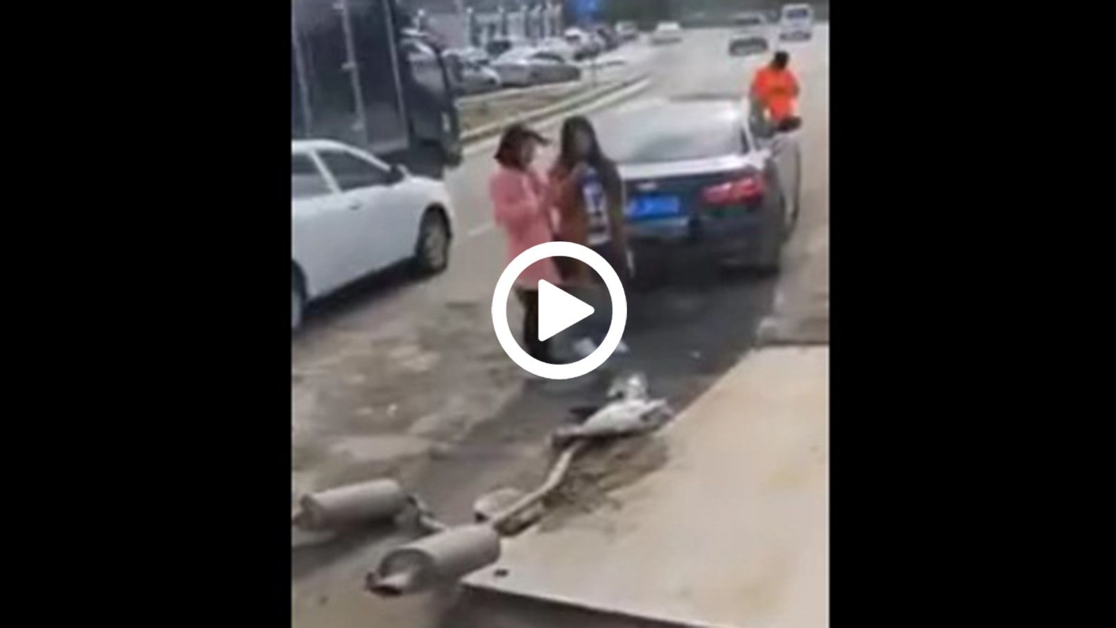 Ξεχαρβαλώθηκε όλο το σύστημα εξάτμισης!
