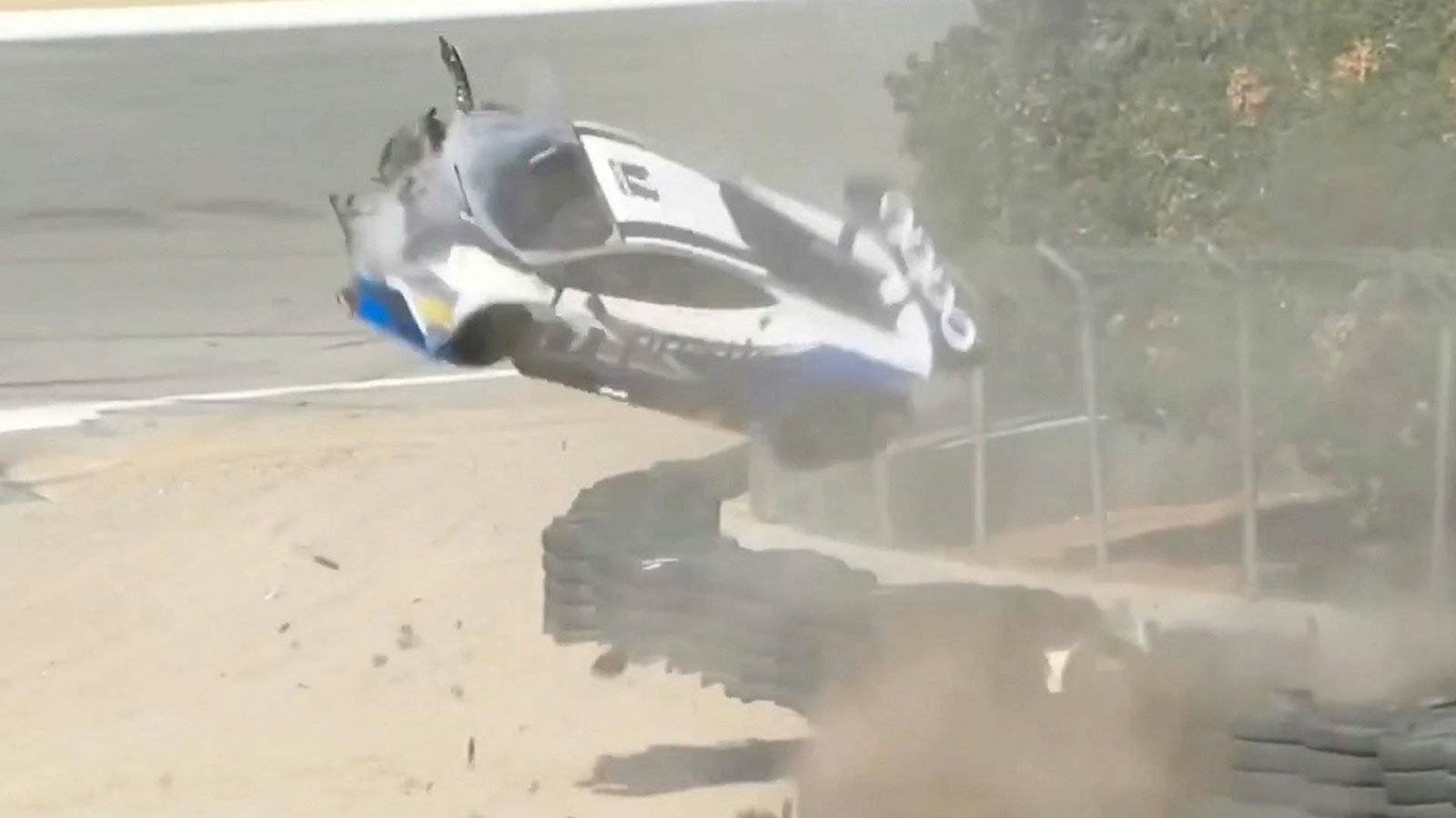 Σακατεμένη αποχώρησε από την πίστα της Laguna Seca μία Lamborghini Huracan Super Trofeo Evo.