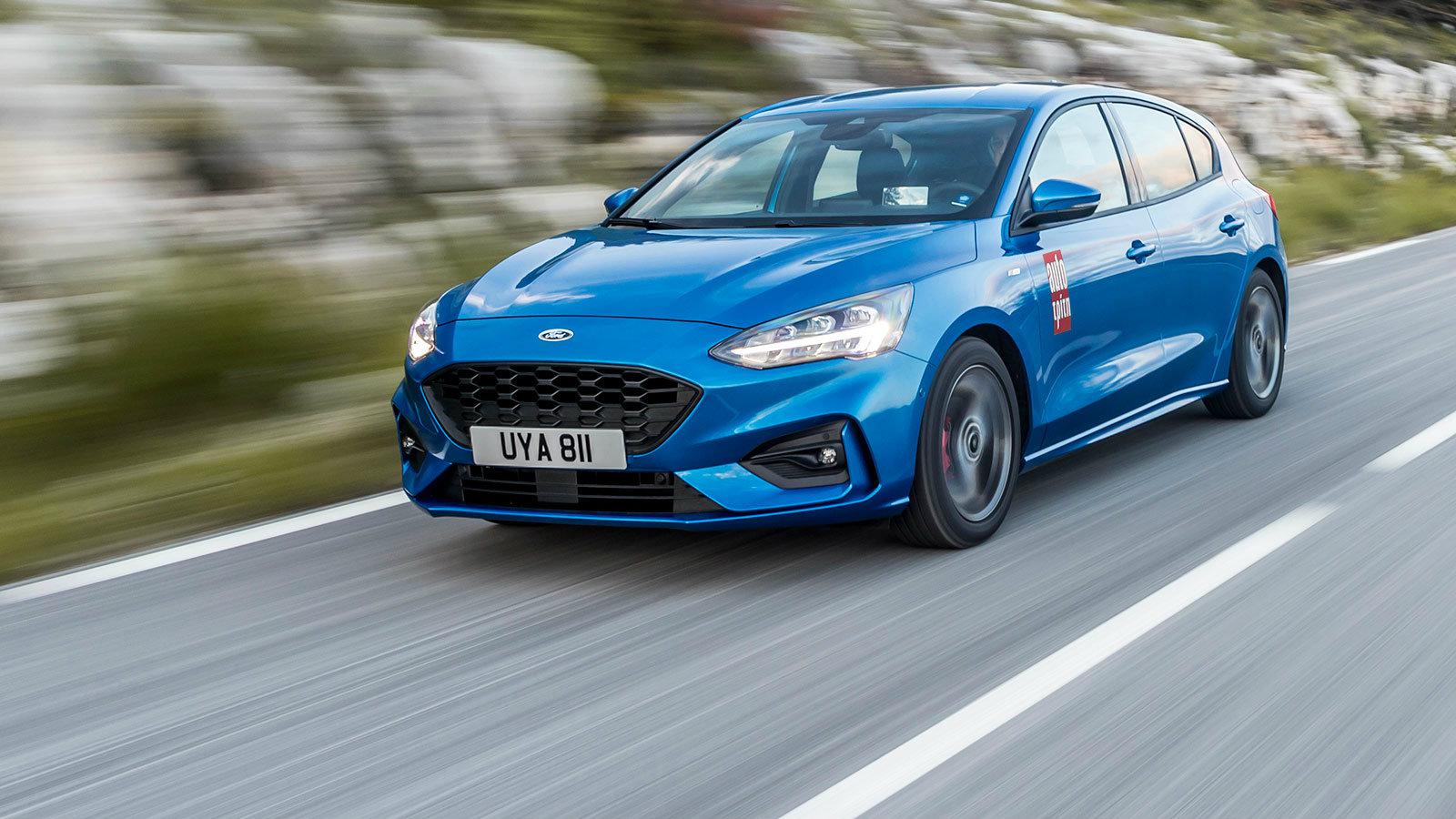 Σχεδιαστικά το νέο Ford Focus κάνει… «μπαμ» από μακριά, αφού είναι αισθητά πιο δυναμικό από πριν και διαθέτει προσωπικότητα.