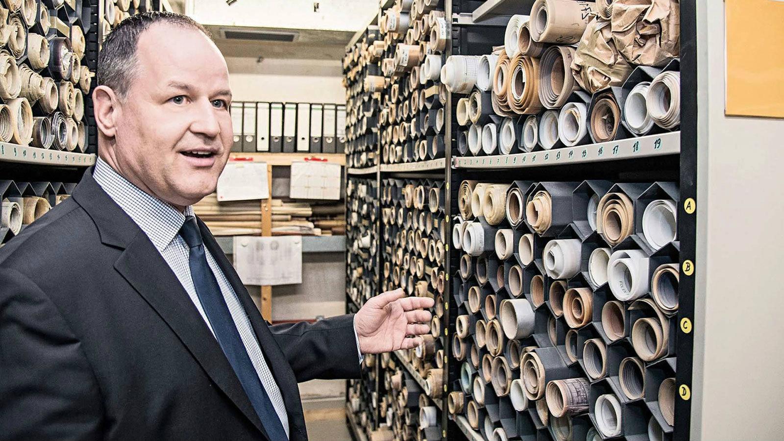 Ο άνθρωπος που είναι επιφορτισμένος να συντηρεί τον θησαυρό της φίρμας είναι Uwe Geisel.