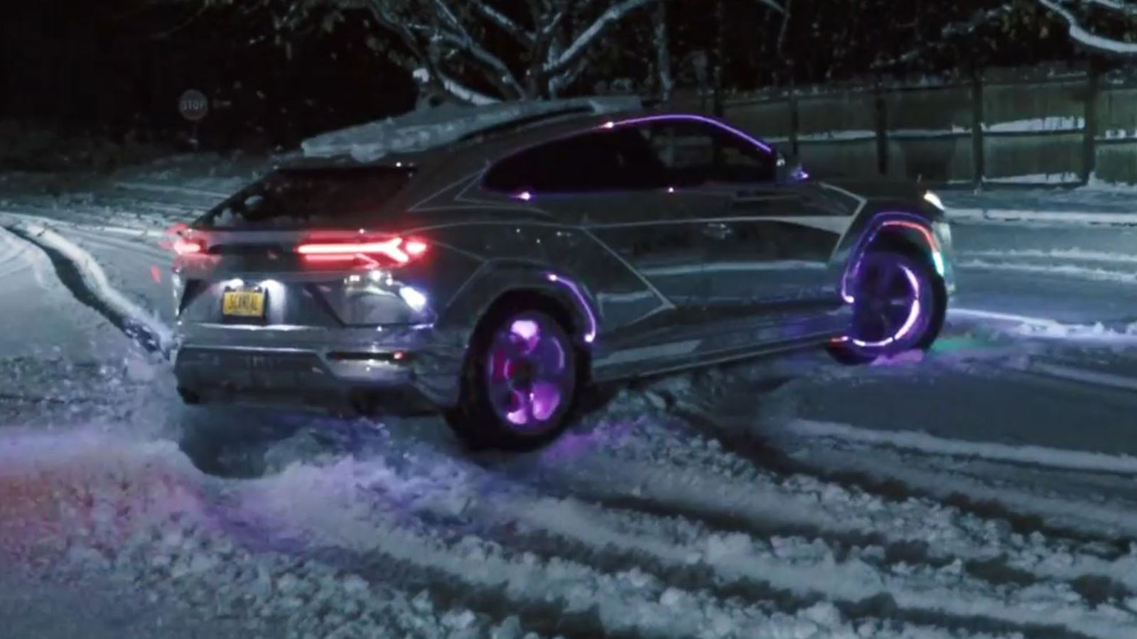 Η Lamborghini ανακοινώνει πως η Urus χρειάζεται μόλις 3,6 δλ. για να κάνει το 0-100 χλμ./ώρα.