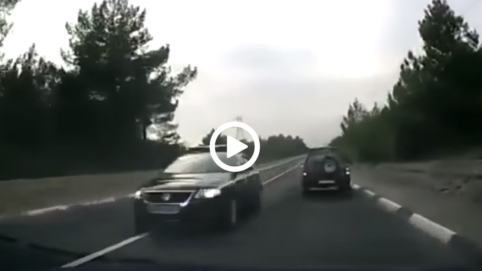 Εγκληματική οδήγηση από κυβερνητικό κομβόι