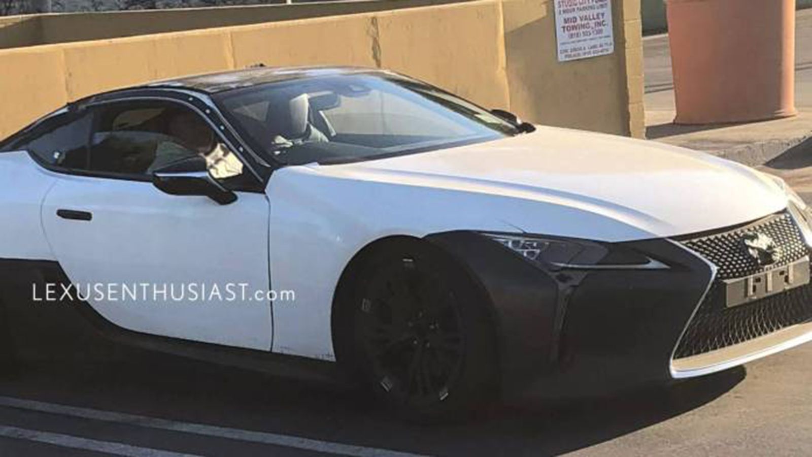Κατασκοπευτική φωτογραφία της Lexus LC F.