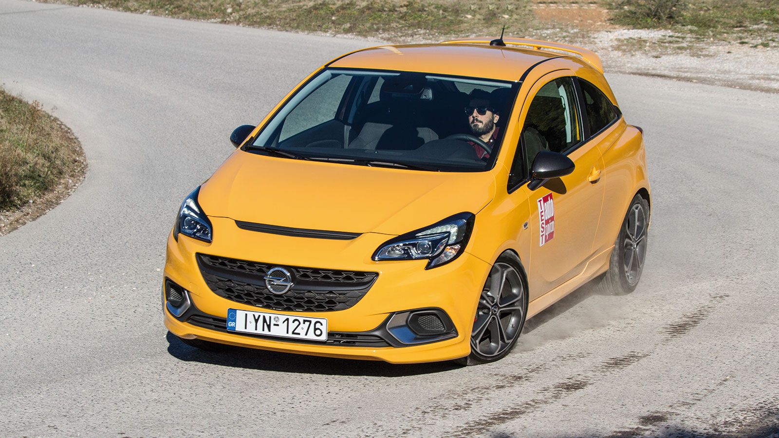 Το Corsa GSi δεν είναι σκληροπυρηνικό όσο ένα OPC, αλλά σίγουρα πιο απολαυστικό από τις απλές εκδόσεις.