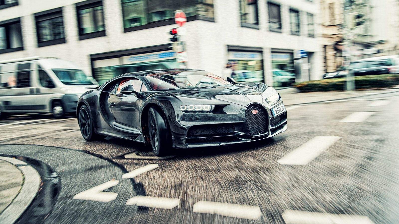 Bugatti Chiron: 24 ώρες με 1.500 άλογα