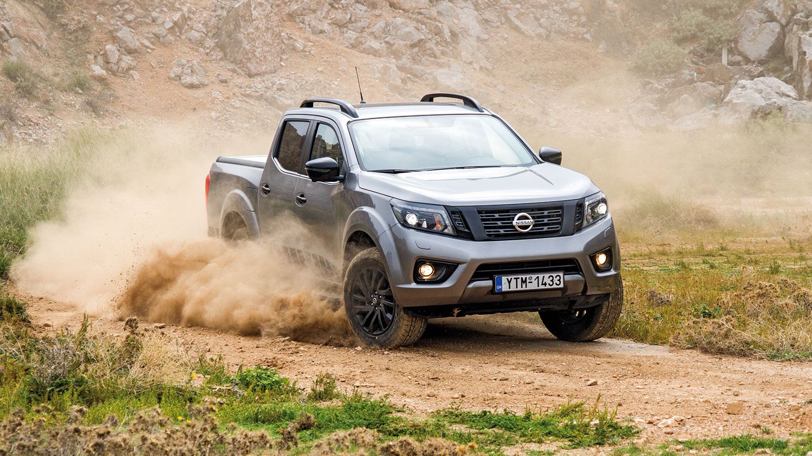Ανεση και στιλ παρέχει το Nissan Navara N-Guard με το αυτόματο κιβώτιο 7 σχέσεων και τον turbodiesel κινητήρα των 190 ίππων, χωρίς όμως να ξεχνά τα βα