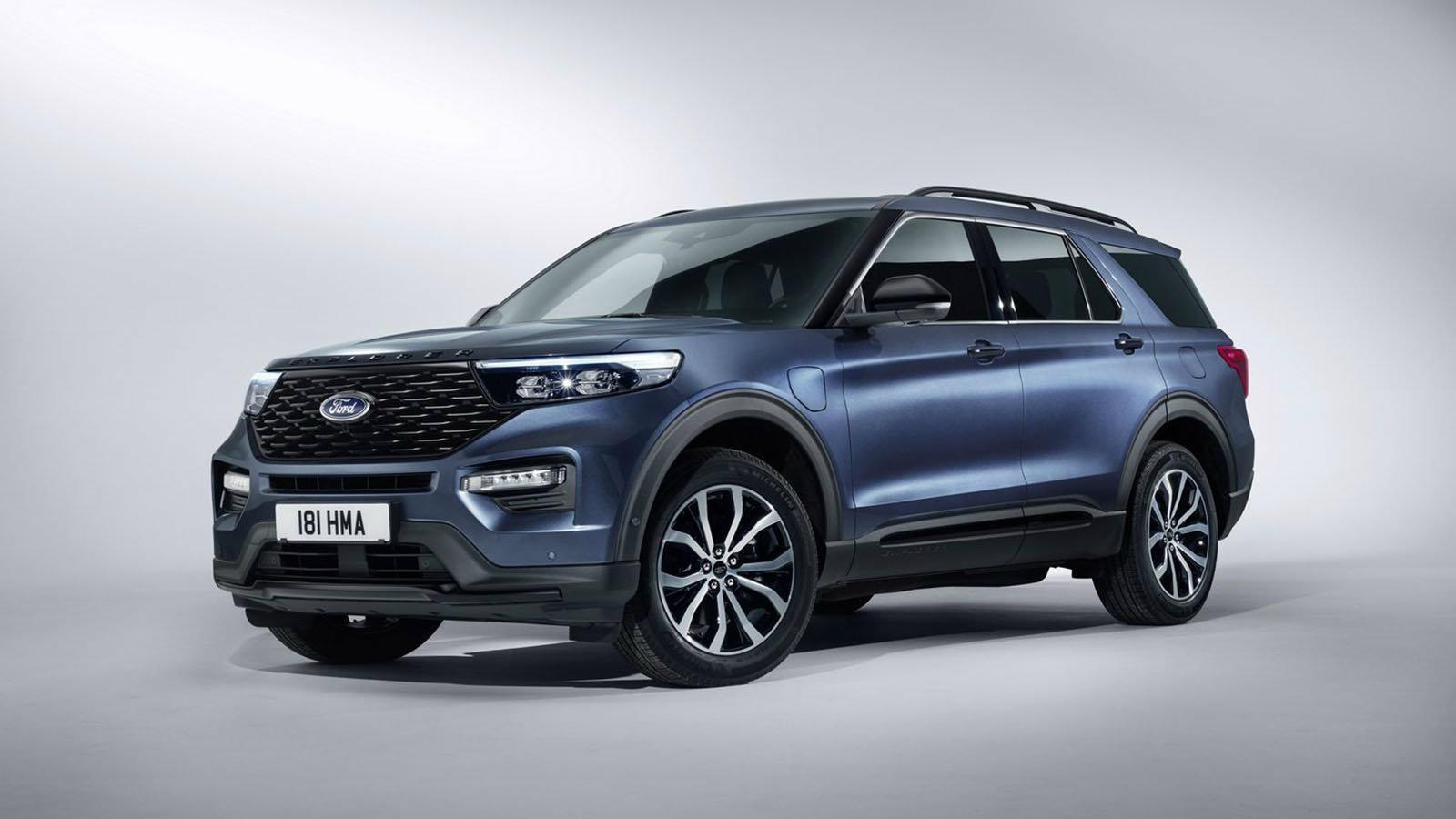 Με βασικά όπλα την macho σχεδίαση, τις κορυφαίες επιδόσεις για το μέγεθός του, τους άπλετους χώρους και τη θηριώδη ροπή το 7θέσιο Explorer θα πατήσει 