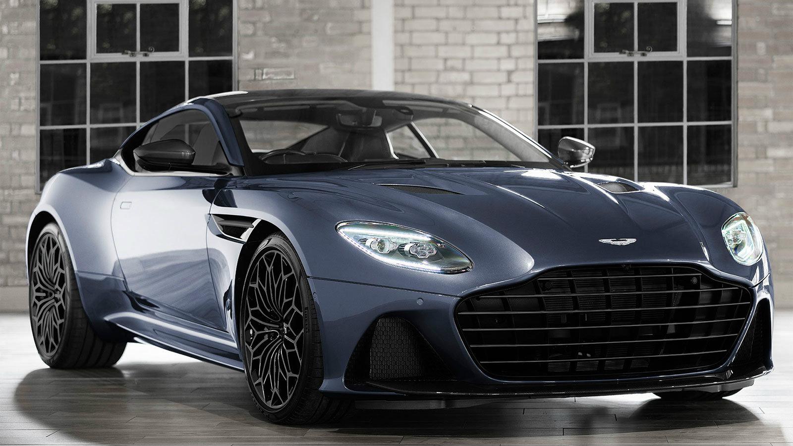 Στη συγκεκριμένη έκδοση η Aston Martin DBS Superleggera είναι σχεδιασμένη από τον γνωστό ηθοποιό του Hollywood, Daniel Craig.