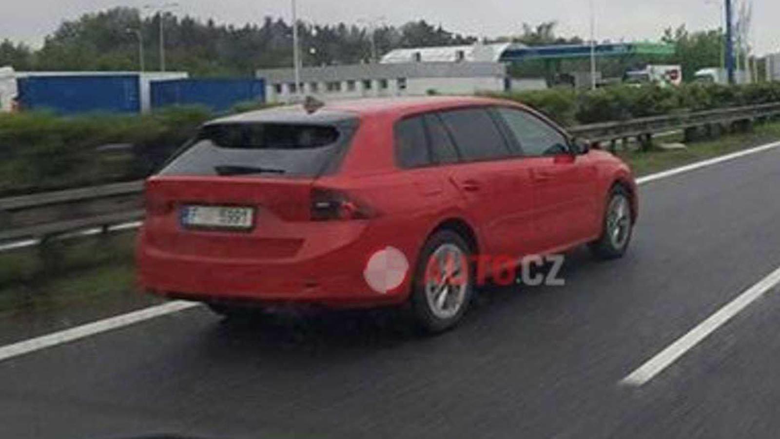 Η νέα Octavia στην wagon/combi έκδοση.