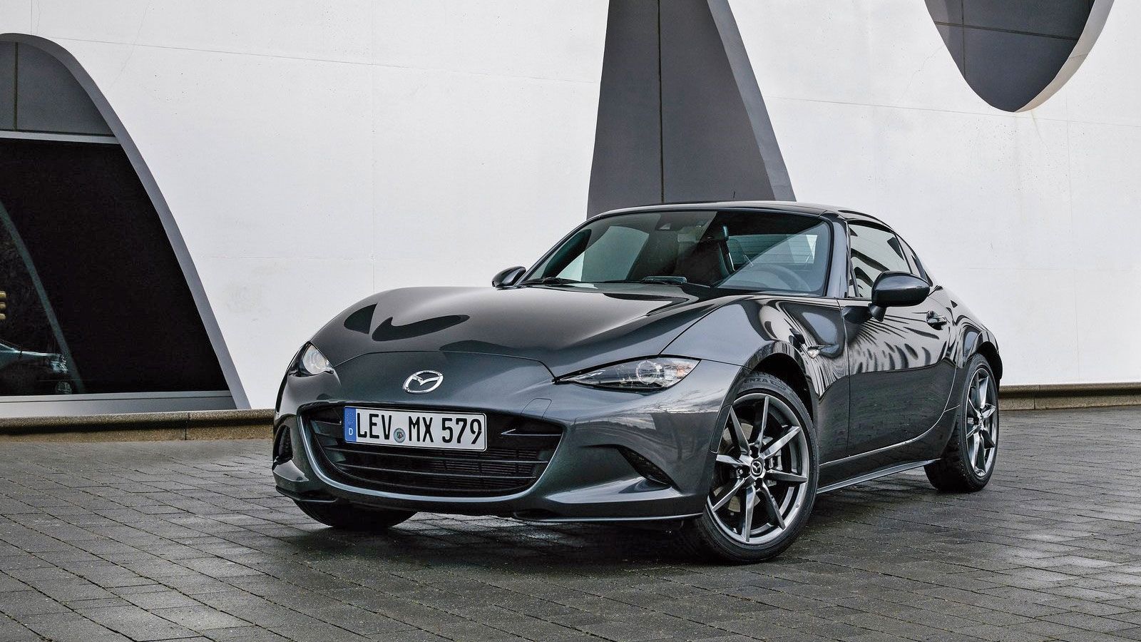 Η hard top έκδοση του MX-5.