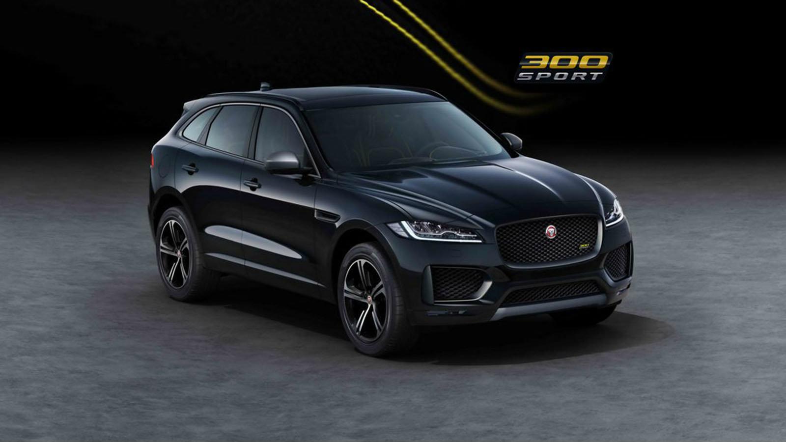 Η F-Pace 300 Sport θα γίνεται διαθέσιμη είτε με τον 2λιτρο κινητήρα βενζίνης απόδοσης 300 ίππων και 400 Νm ροπής είτε τον V6 3λιτρο diesel ίδιας ιπποδ