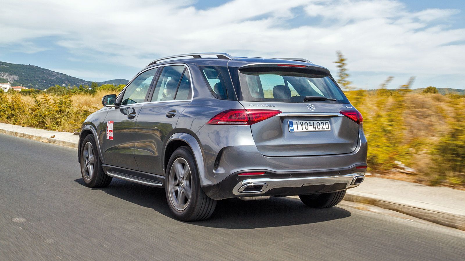 Η άνεση της νέας Mercedes GLE είναι κάτι απίστευτο ακόμη και με τη συμβατική ανάρτηση με τα ατσαλένια ελατήρια. Με την αερανάρτηση δηλαδή, τι θα γίνετ