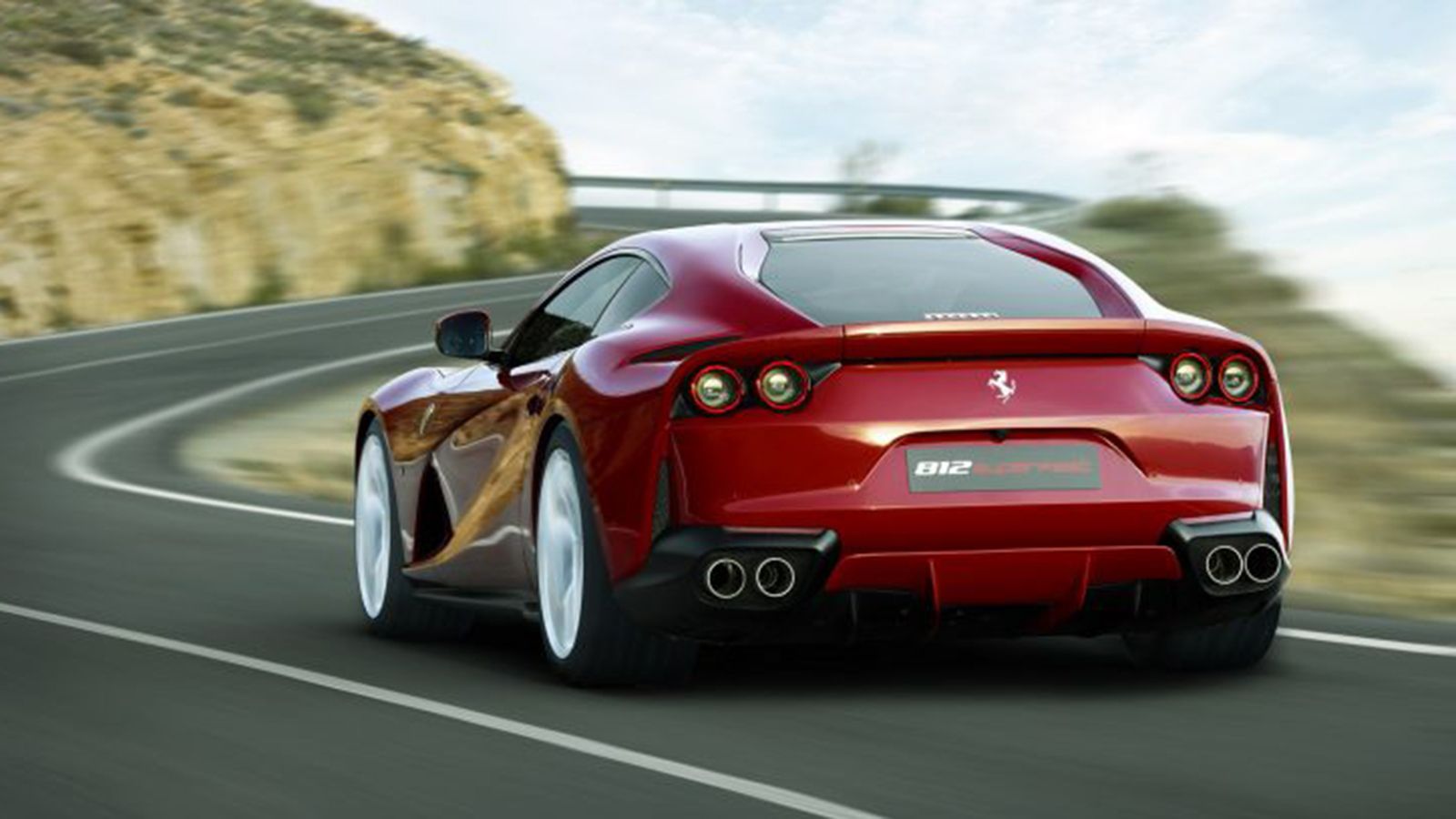 H Ferrari 812 Superfast
