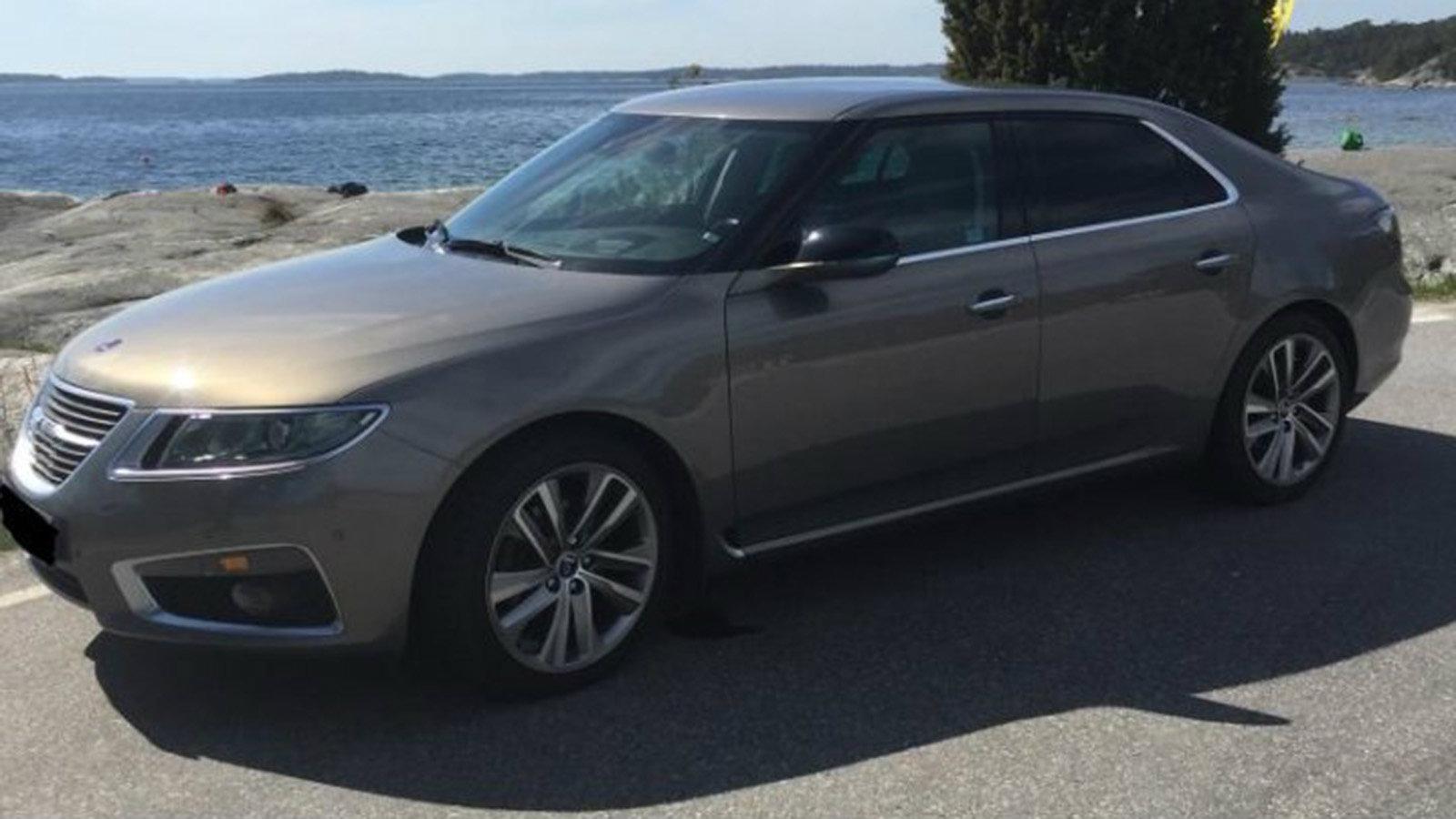 Kάτω από το καπό βρίσκεται ένας twin-turbo 2λιτρος diesel κινητήρας.