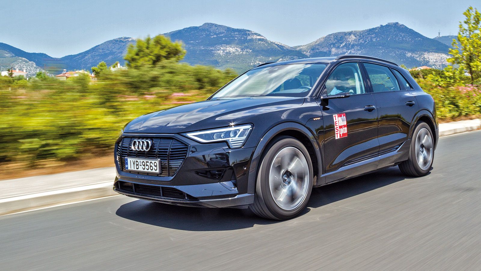 Το SUV Audi e-tron των 2,5 τόνων με απόδοση 408 ίππους και 664 Nm ροπής, θα χρειαστέι μόλις 200 ευρώ παραπάνω το χρόνο συγκριτικά με το e-up! των 82 ί