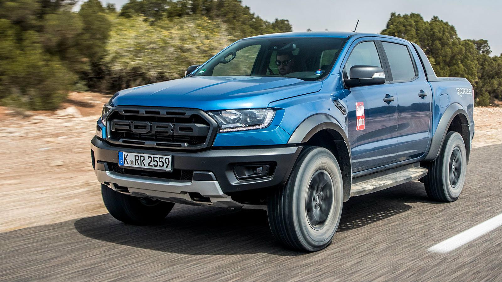 Το νέο Ranger Raptor διακρίνεται για την ιδιαίτερα δυναμική σχεδίαση του αμαξώματος, που ενσωματώνει όλα τα βασικά γνωρίσματα του τμήματος Ford Perfor