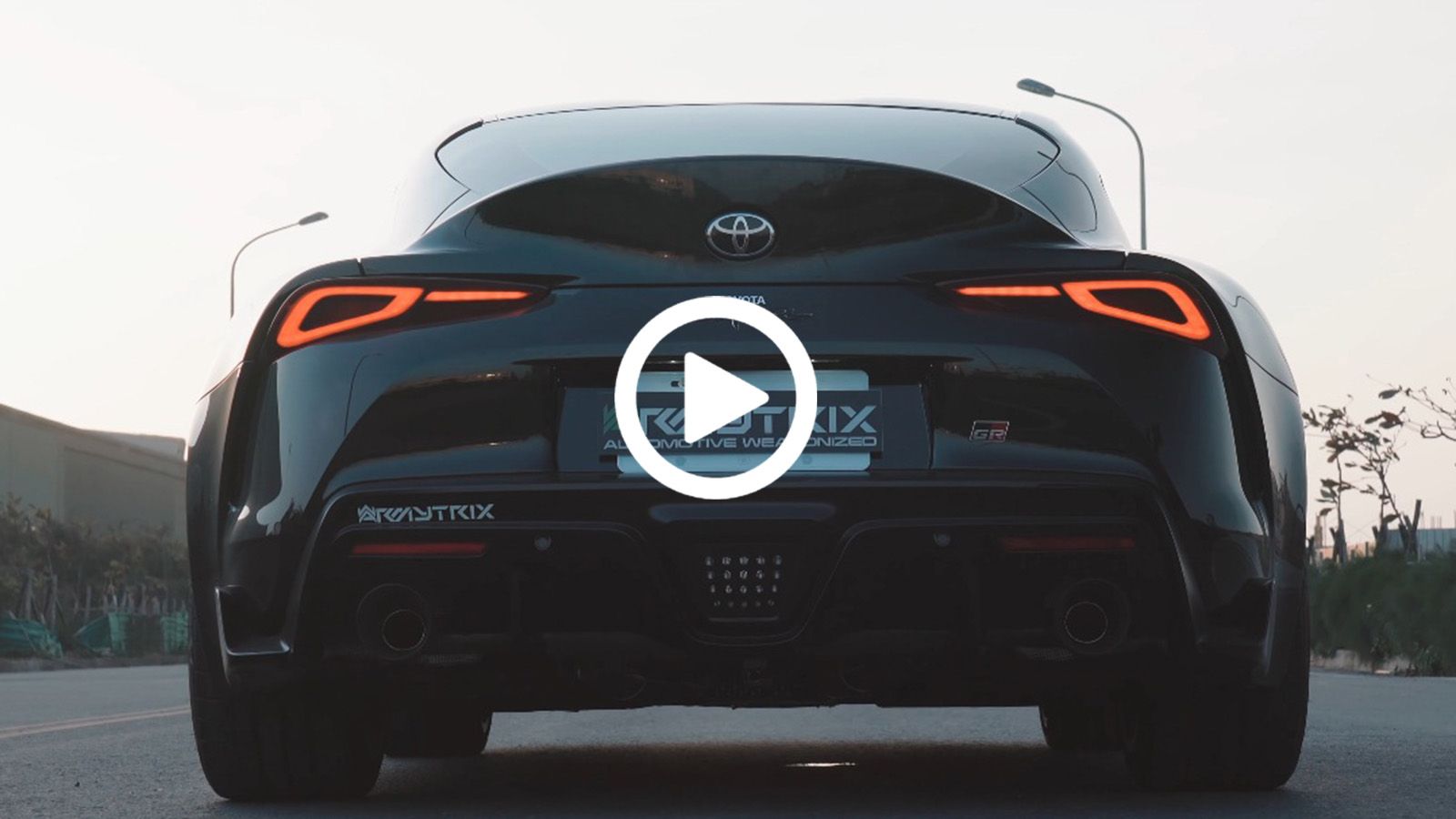 Supra «λυσάει» με εξάτμιση Αrmytrix
