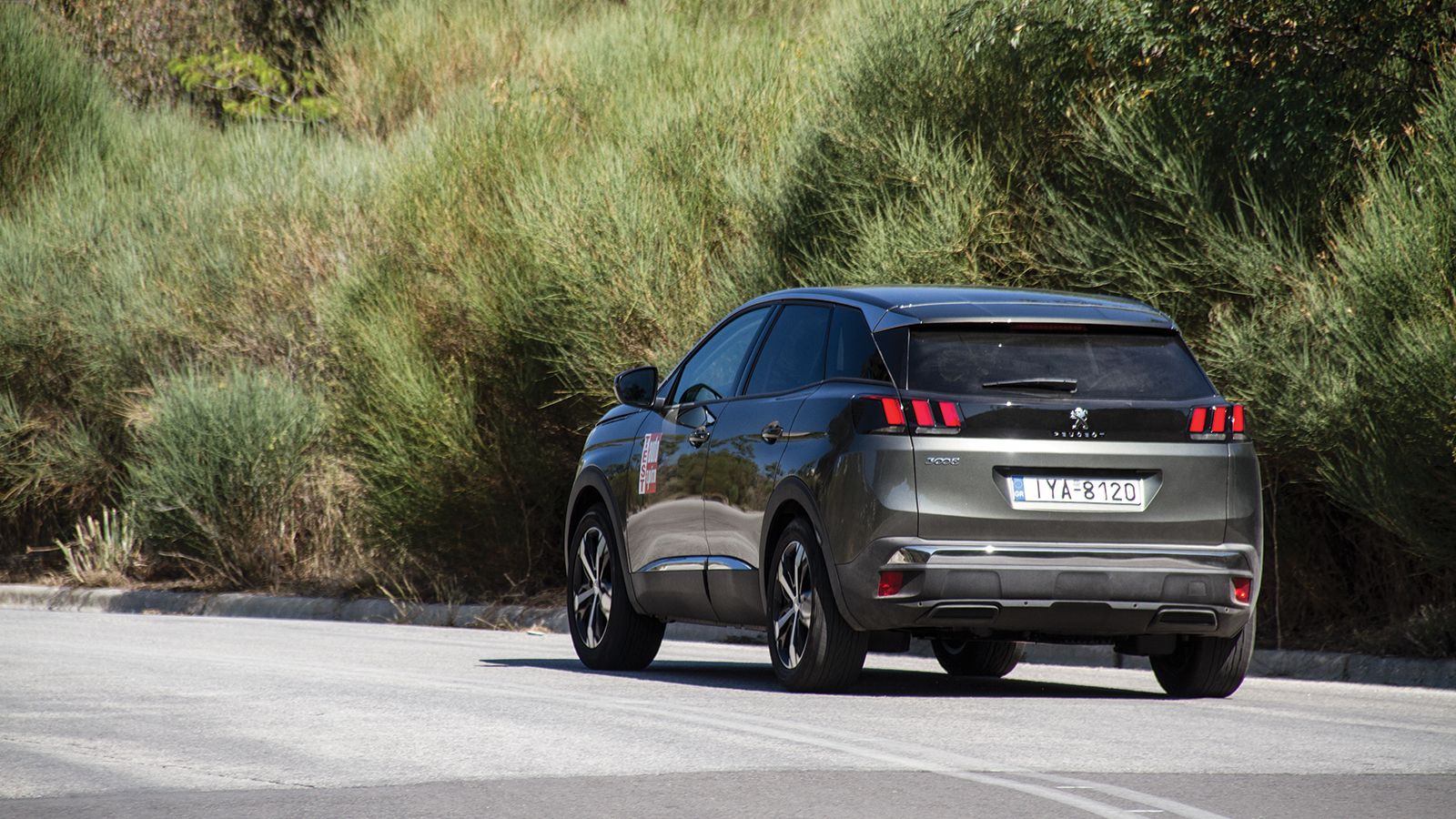 To Peugeot 3008 συνδυάζει αριστοτεχνικά την υψηλή ποιότητα κύλισης με τα δυναμικά χαρακτηριστικά οδήγησης. Μάλιστα, είναι πολύ ήσυχο στον αυτοκινητόδρ