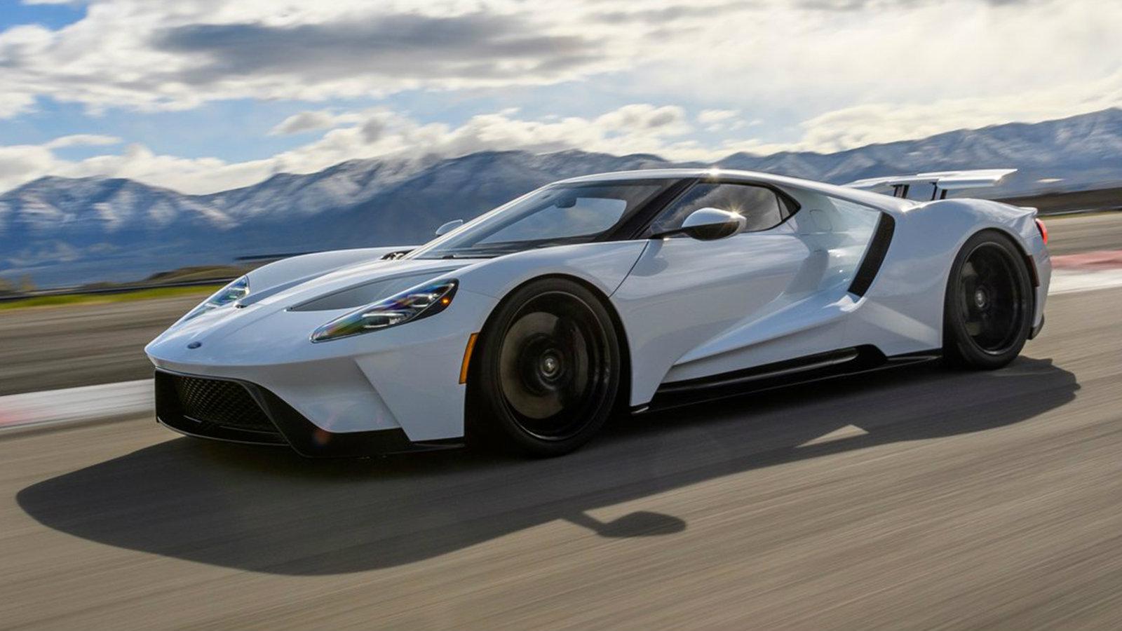 To Ford GT.