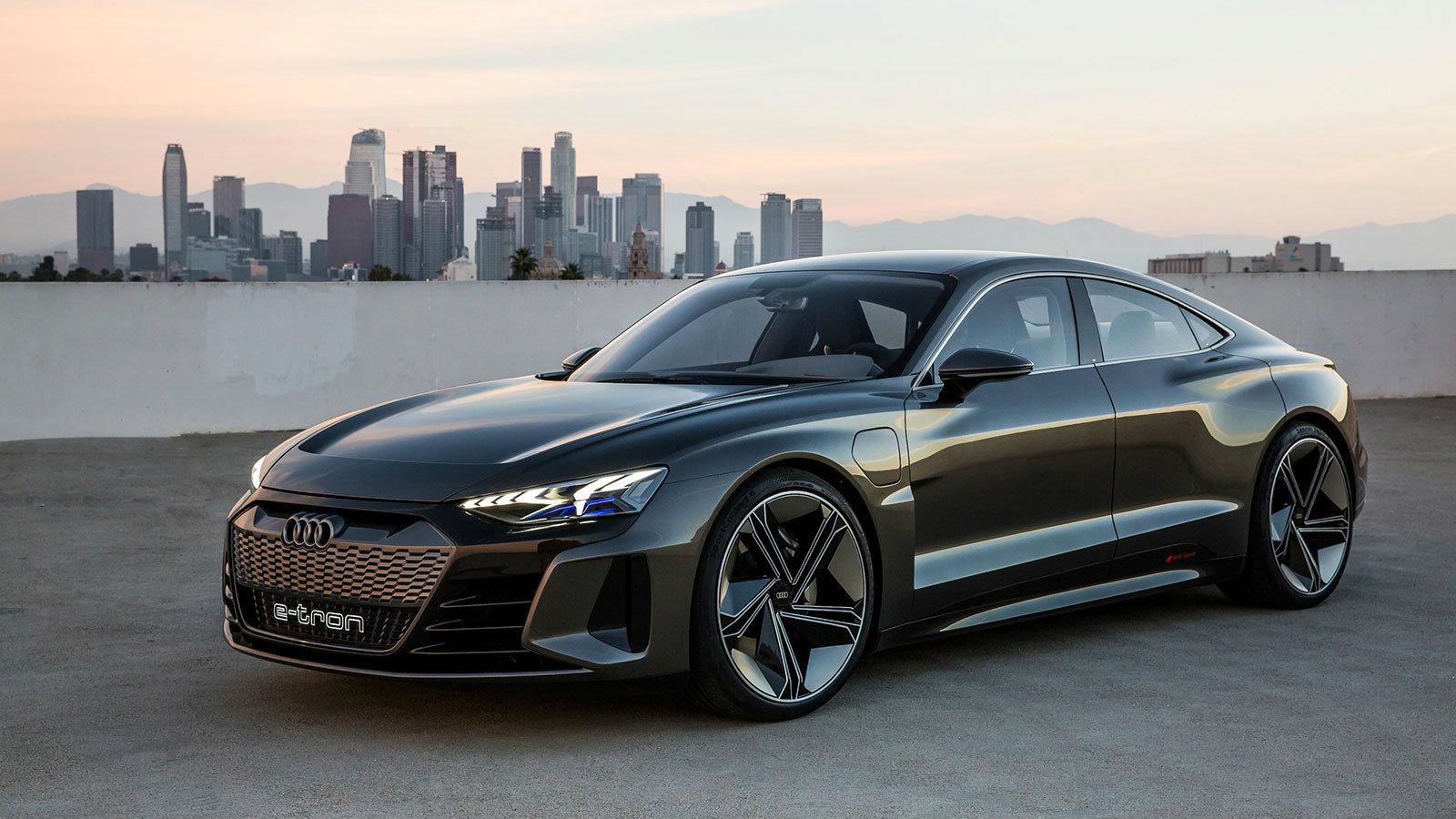 Στην εικόνα βλέπετε το Audi e-tron GT concept.