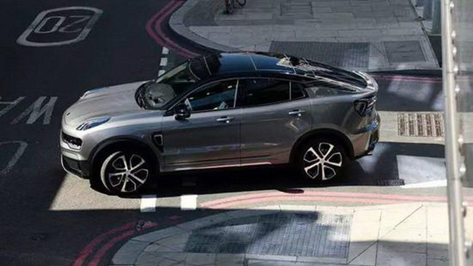 Τις πρώτες επίσημες εικόνες του νέου της coupe crossover δημοσίευσε η Lynk & Co.