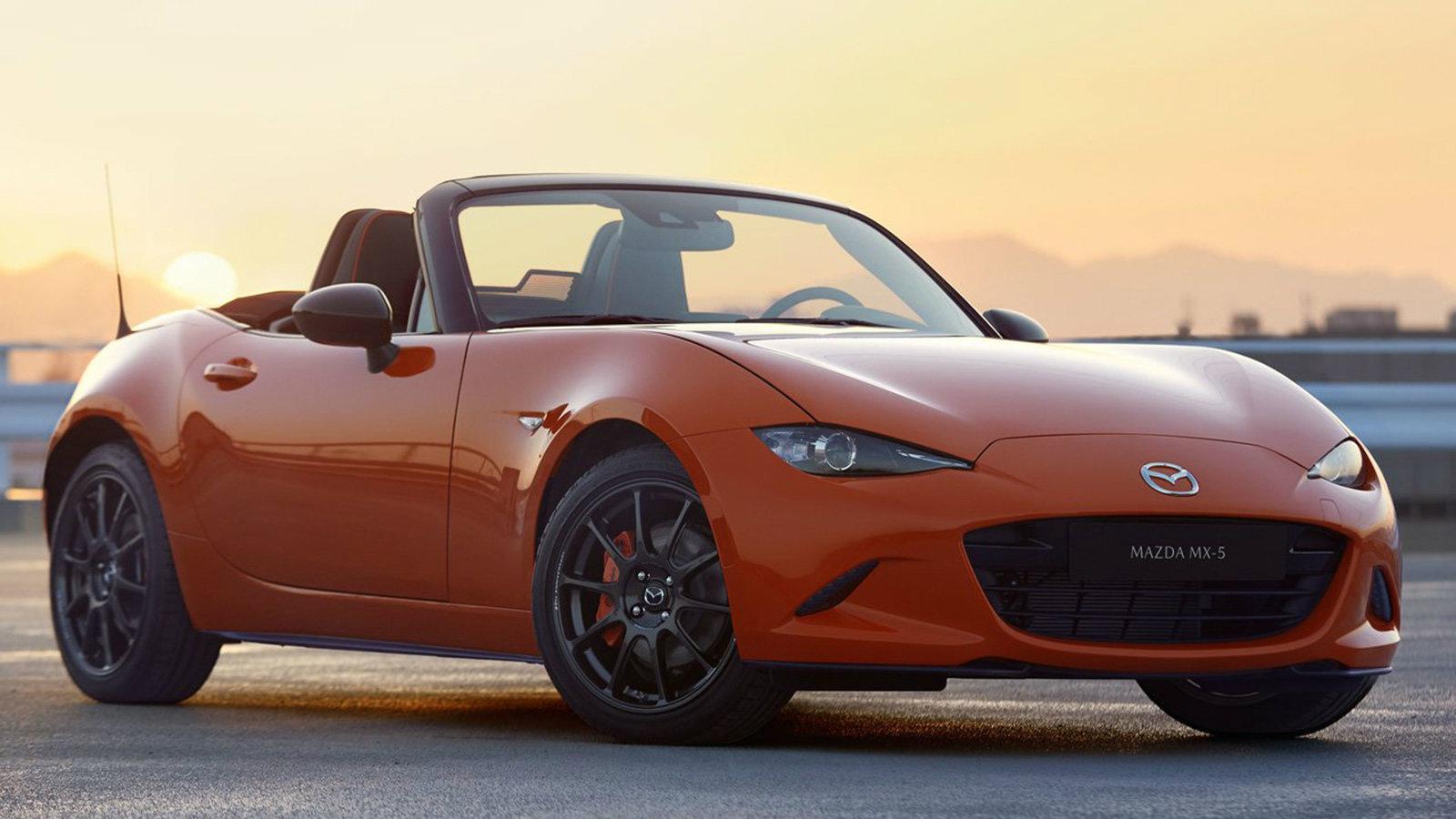 Το Mazda MX-5 γιορτάζει τρεις δεκαετίες ζωής και έτσι η ιαπωνική εταιρεία έκανε δώρο γενεθλίων στο μοντέλο μία νέα έκδοση που πήρε την ονομασία MX-5 3