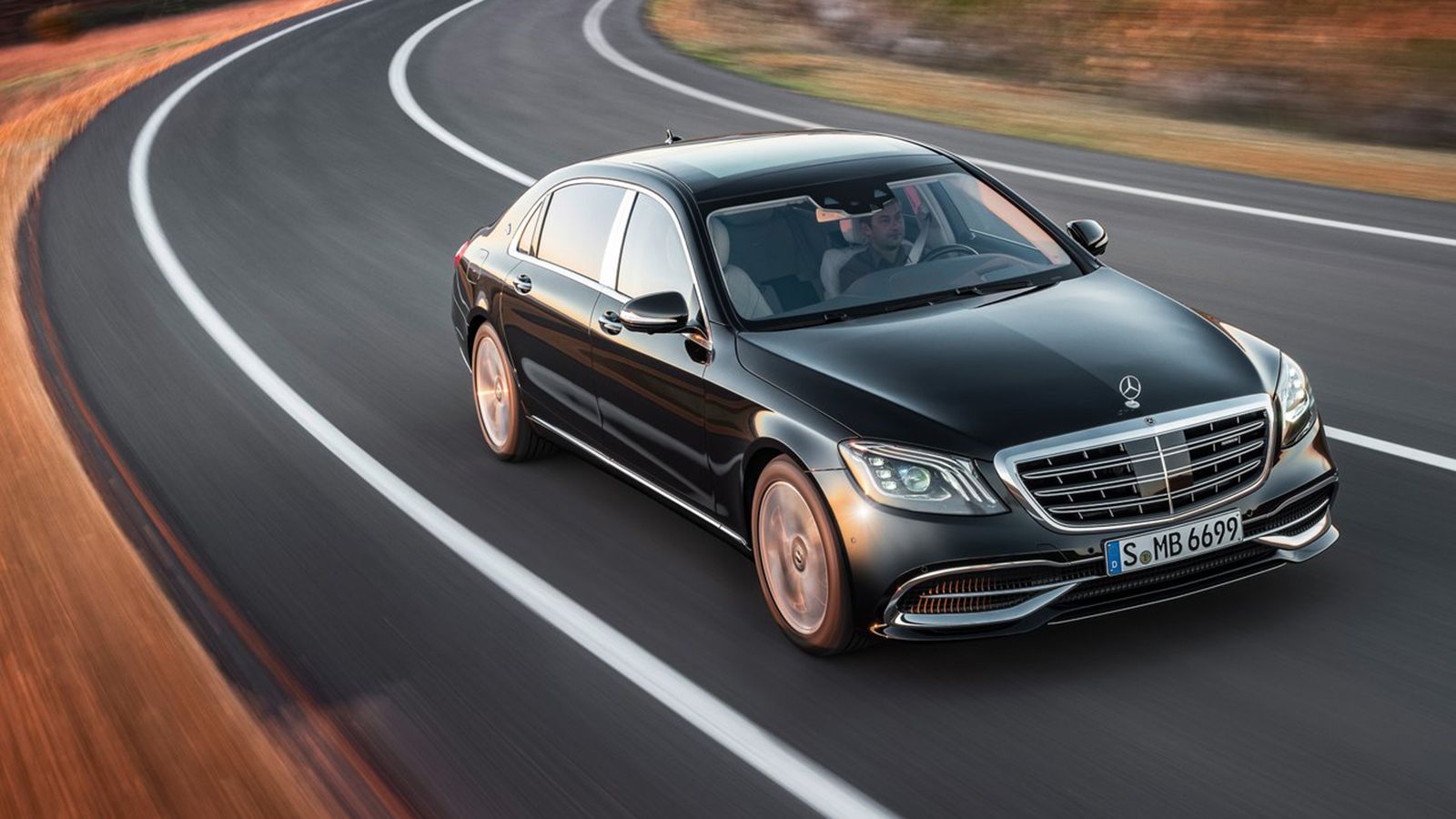 H τωρινή S-Class Maybach.