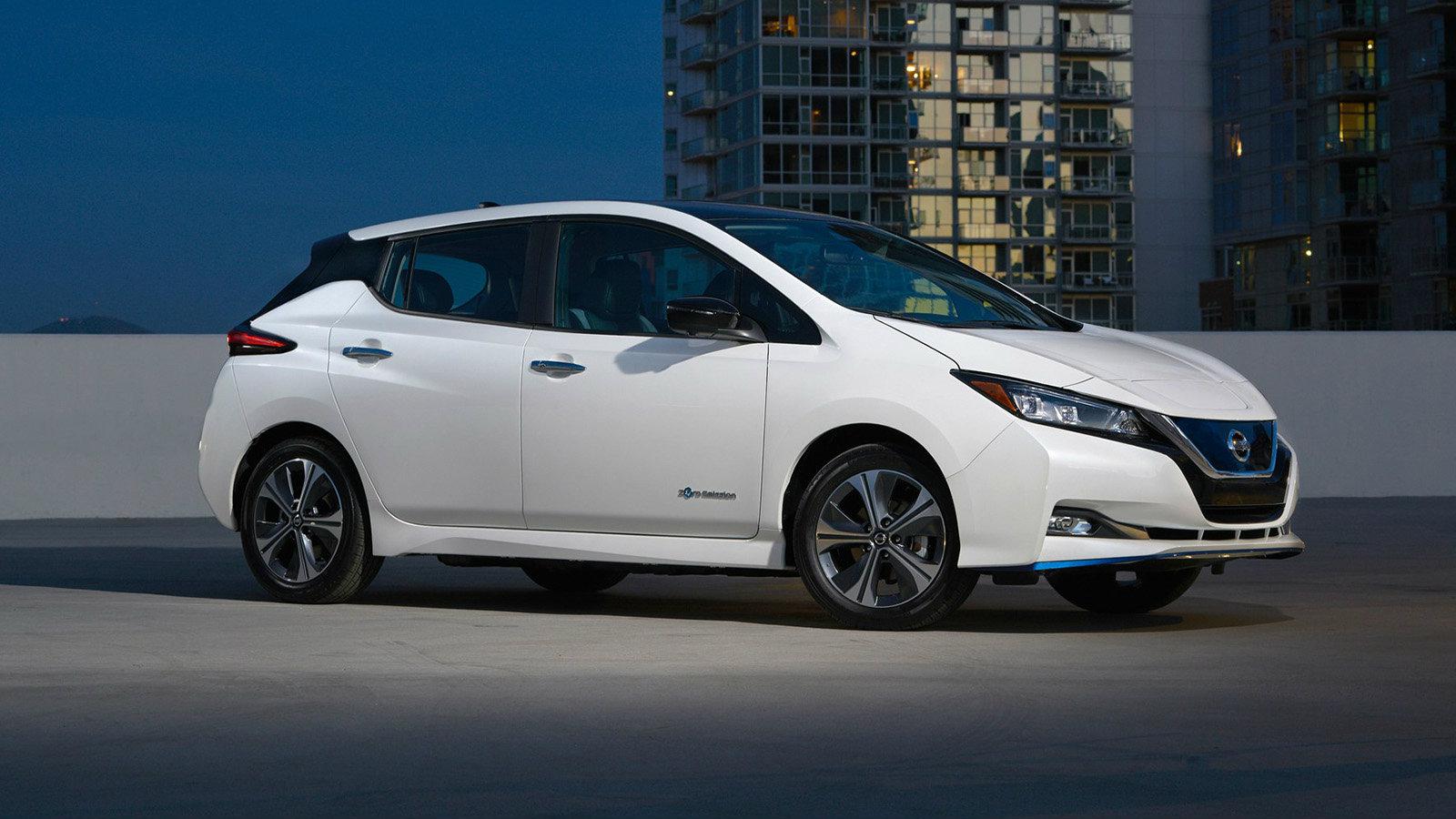 Στον τομέα της τεχνολογίας, προσφέρεται το γνωστό ημι-αυτόνομο σύστημα οδήγησης της Νissan, ProPILOT Assist.